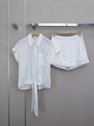 미우미우 여성 세트 131929 Miu Miu Set