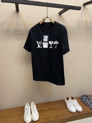 루이비통 남성 반팔 132382 Louis Vuitton T Shirt