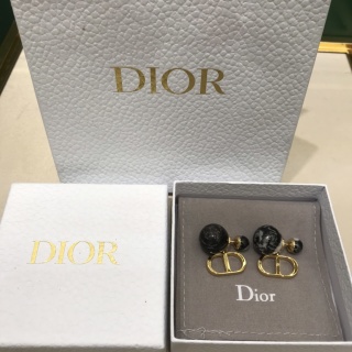 디올 귀걸이 133770 Dior Earrings