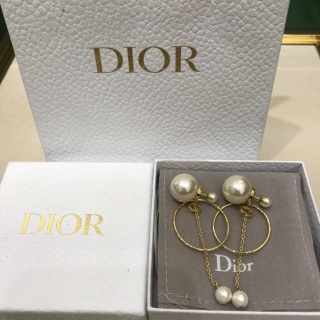 디올 귀걸이 133774 Dior Earrings