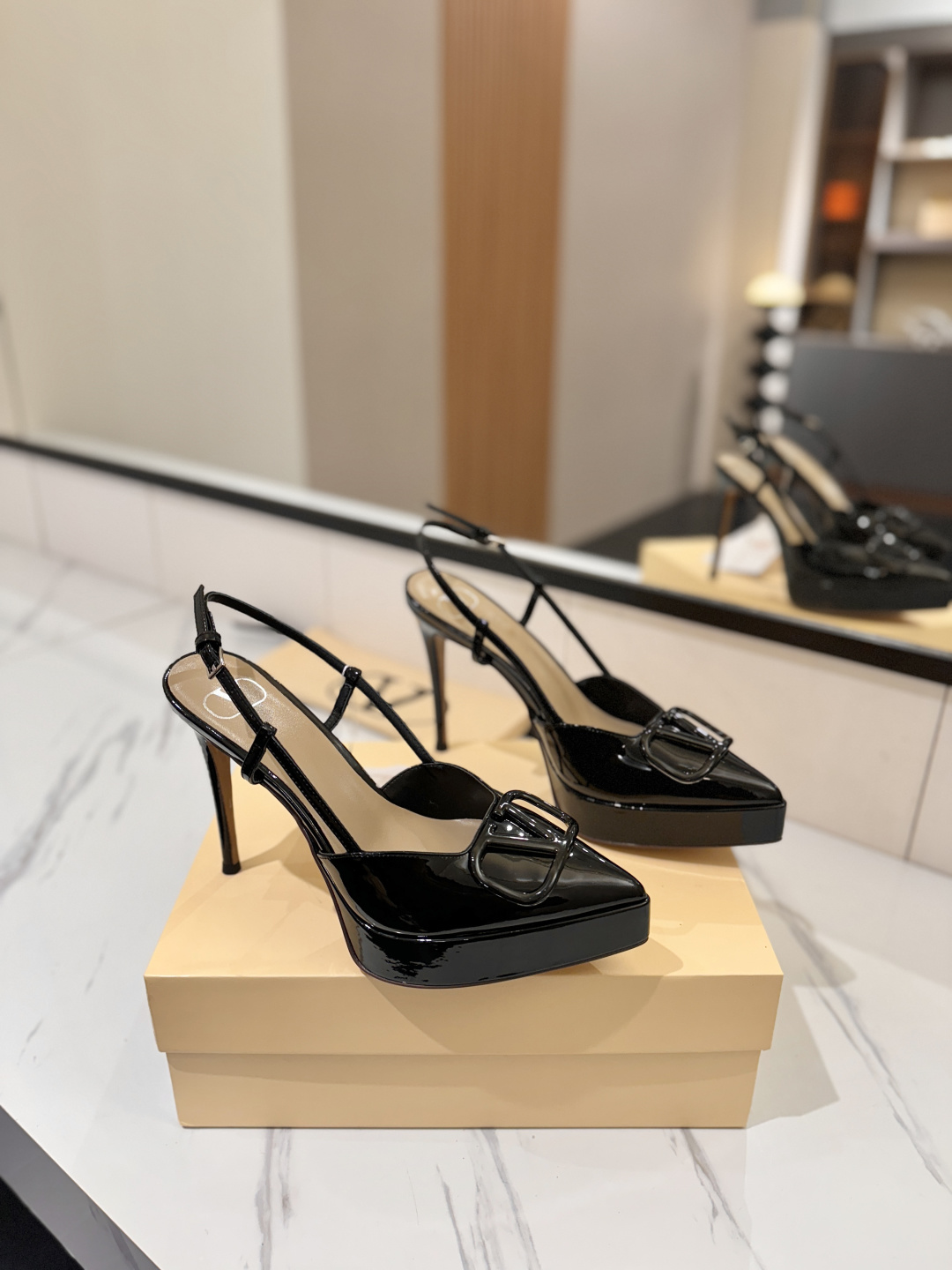 발렌티노 신발 134631 Valentino Shoes