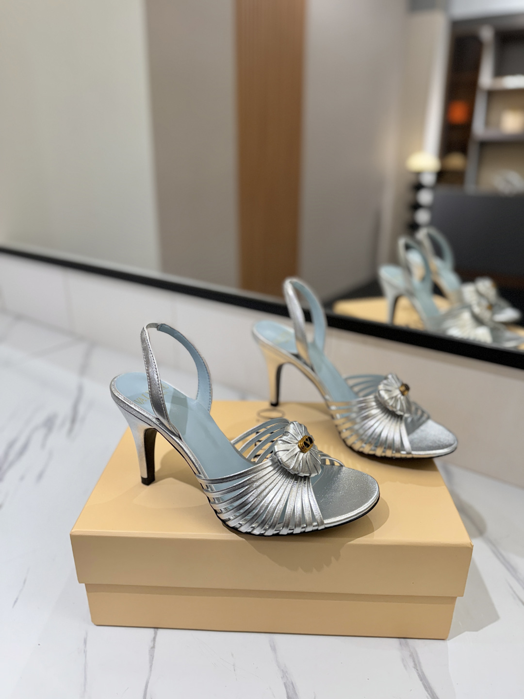 발렌티노 신발 134652 Valentino Shoes