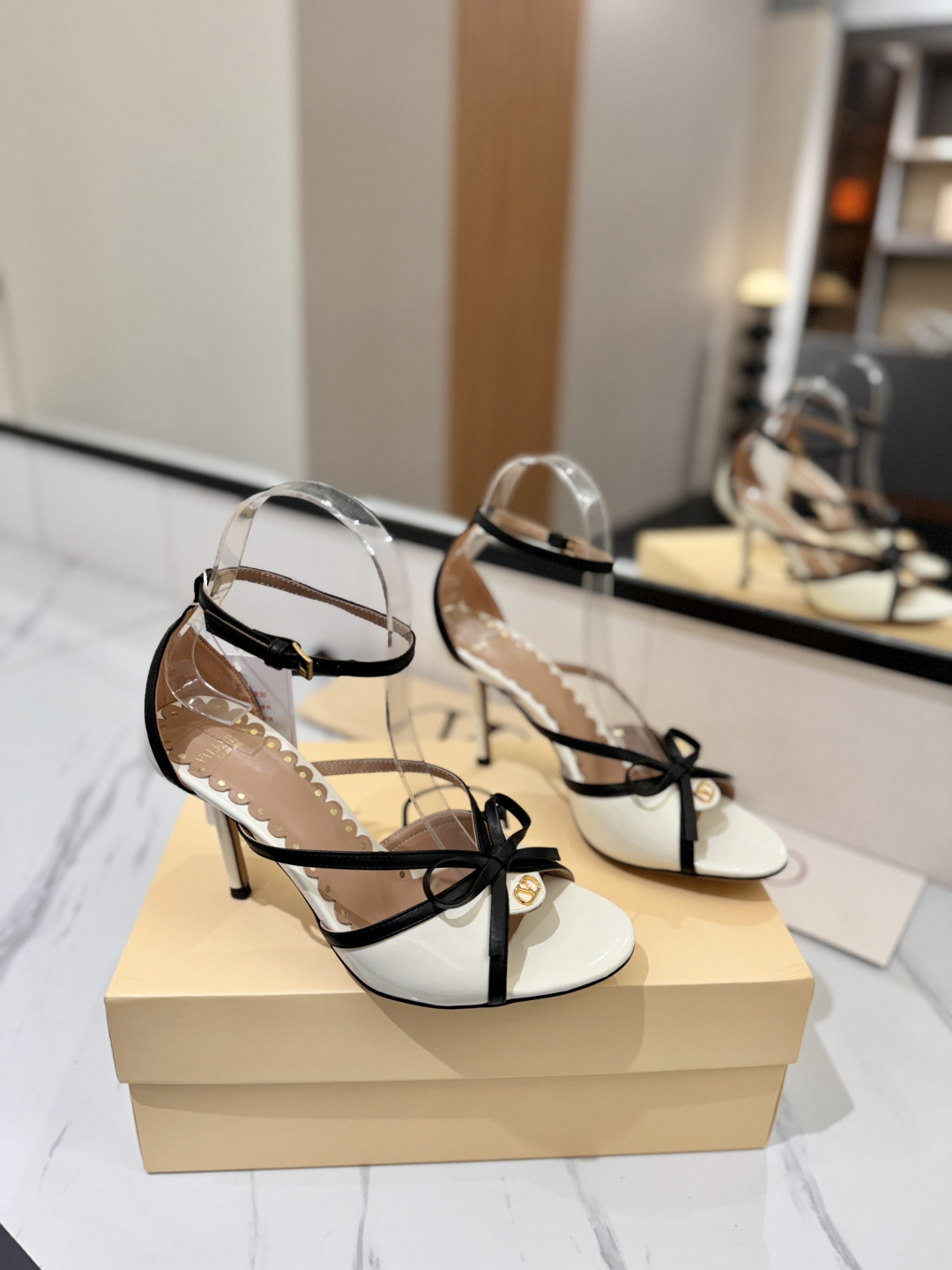 발렌티노 신발 134657 Valentino Shoes
