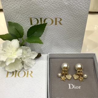 디올 귀걸이 134799 Dior Earrings