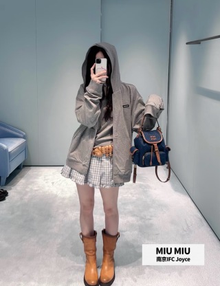 미우미우 여성 가디건 135368 Miu Miu Cardigan