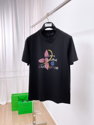 루이비통 남성 반팔 135539 Louis Vuitton T Shirt