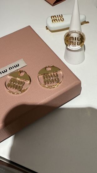 미우미우 귀걸이 135623 Miu Miu Earrings
