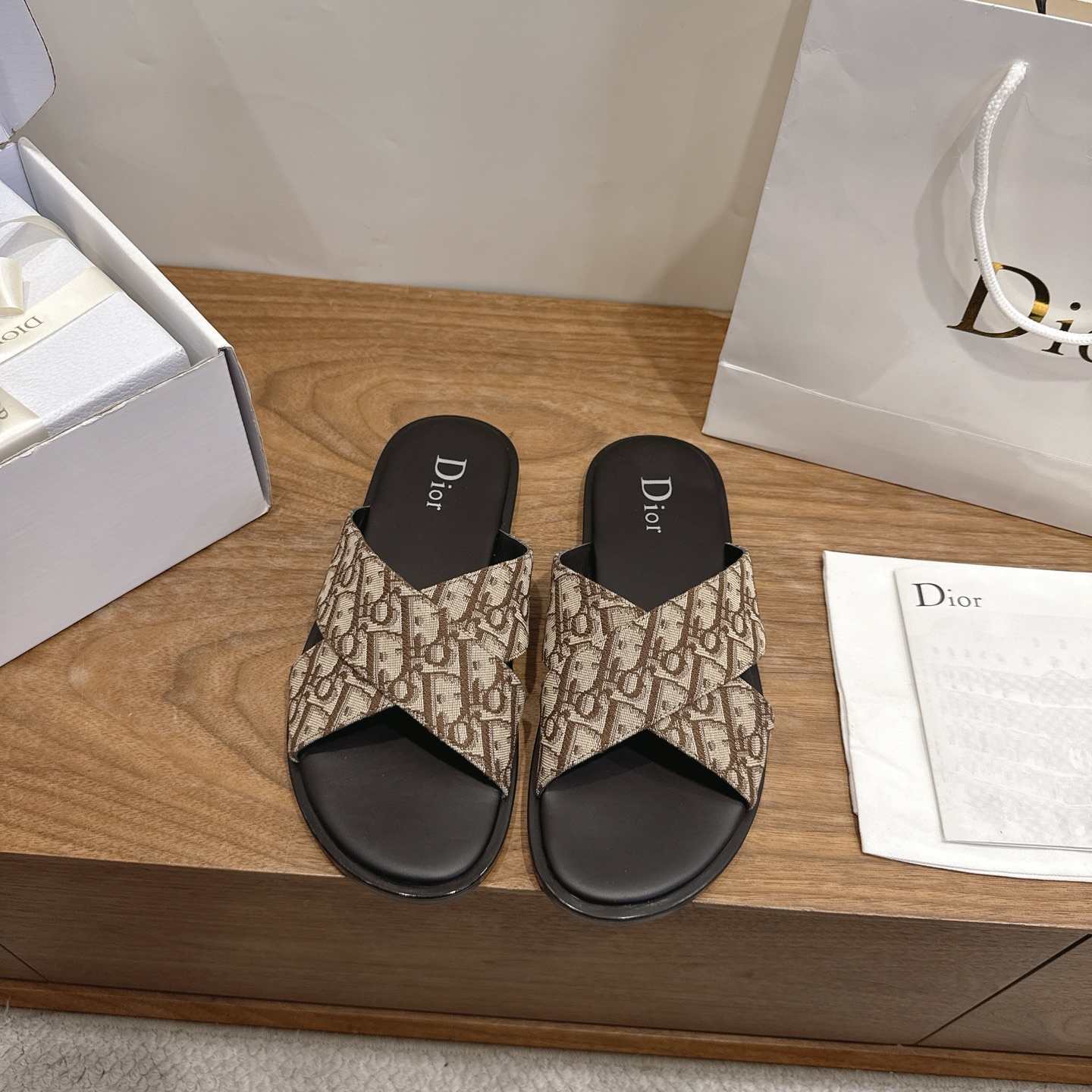 디올 신발 135701 Dior Shoes