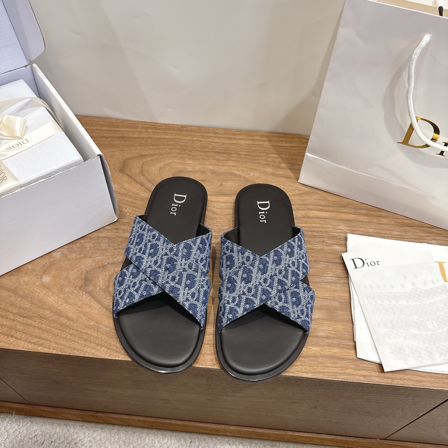 디올 신발 135708 Dior Shoes