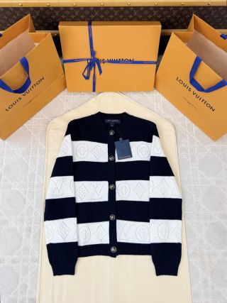 루이비통 여성 가디건 136532 Louis Vuitton Cardigan
