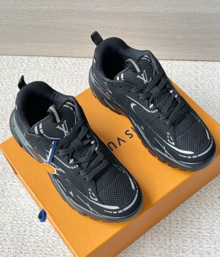 루이비통 LV Tatic Runner 남성 러닝화 139860