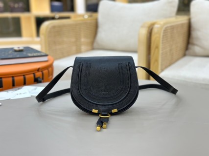 끌로에 마르시 스몰 새들백 가방 140846