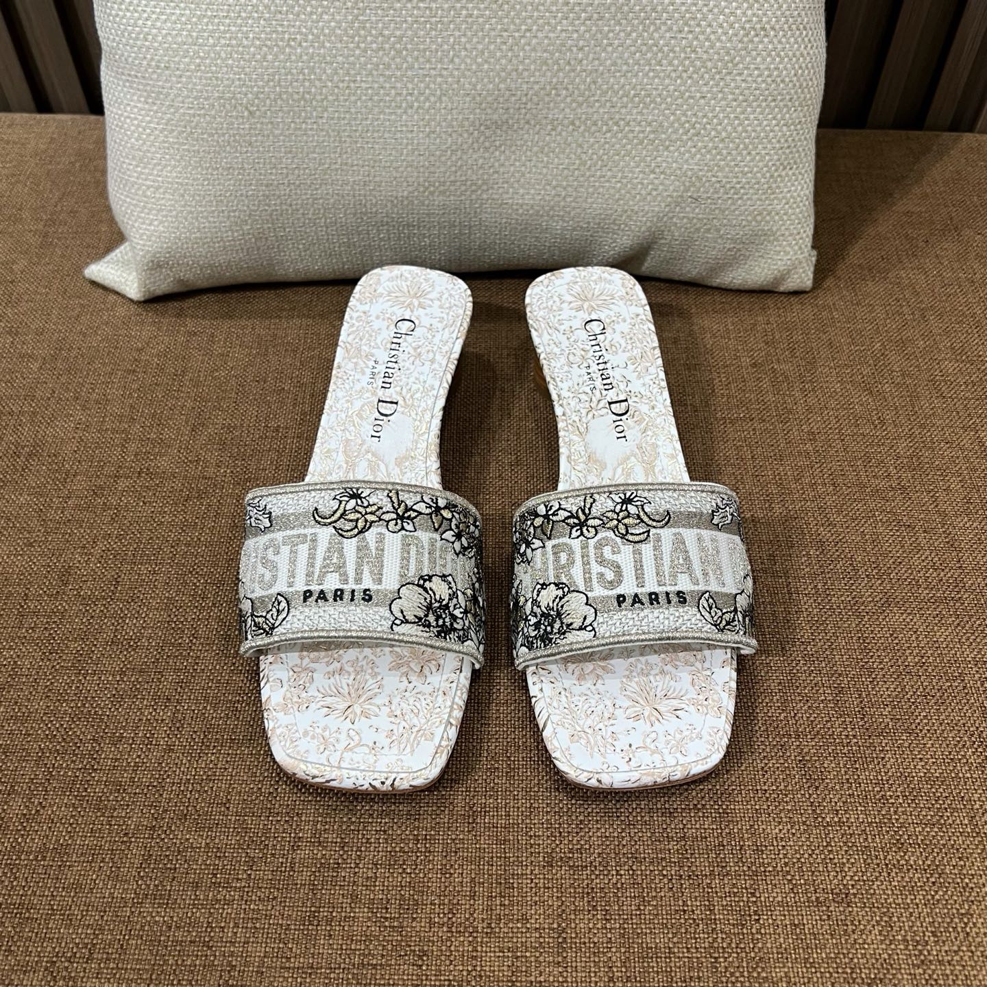 디올 신발 141766 Dior Sandals