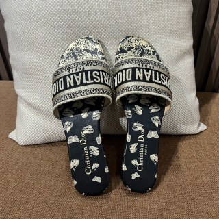 디올 자수 캔버스 샌들 141790