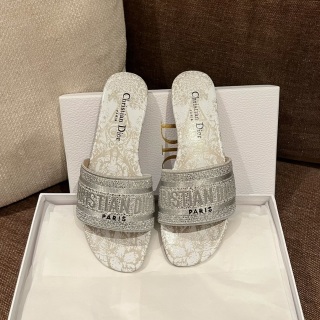 디올 자수 장식 샌들 141838