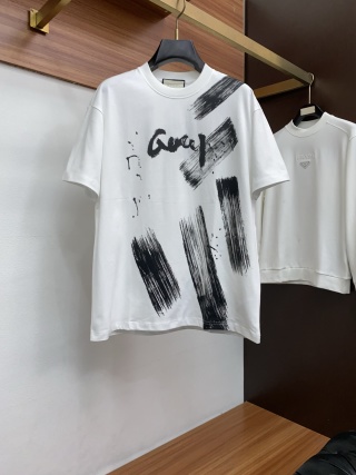 구찌 2026SS 자수 코튼 라운드넥 반팔 티셔츠 남성 1468 Gucci T Shirt