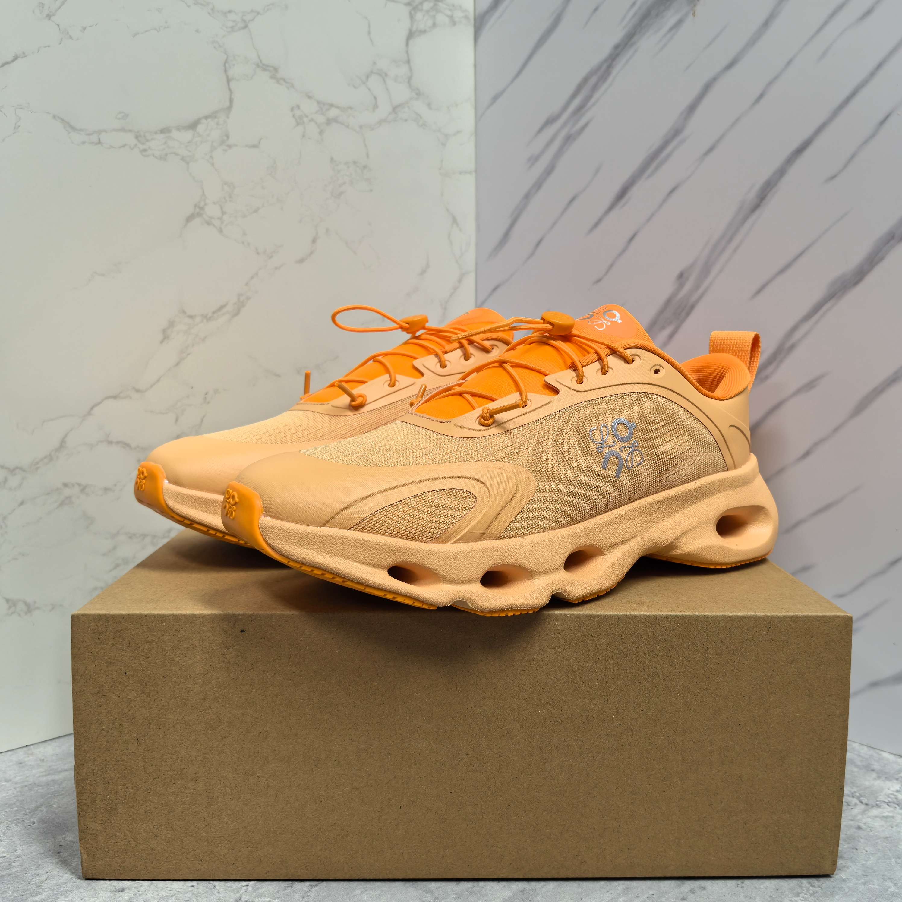 ON 신발 15736 On Running Shoes