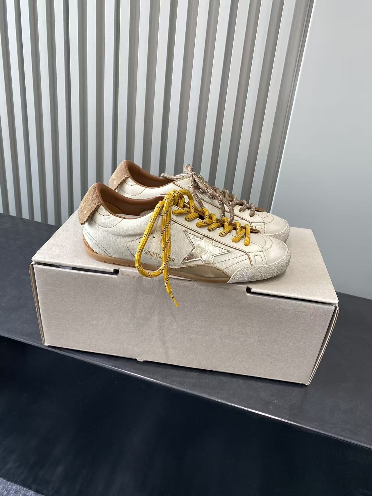 골든구스 신발 15886 Golden Goose Shoes