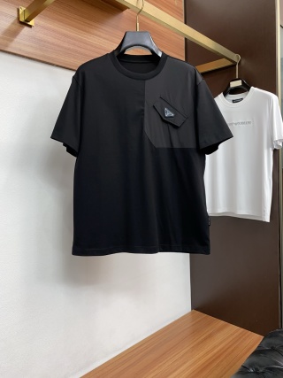 프라다 2026SS 로고 코튼 라운드넥 반팔 티셔츠 1817 Prada T Shirt
