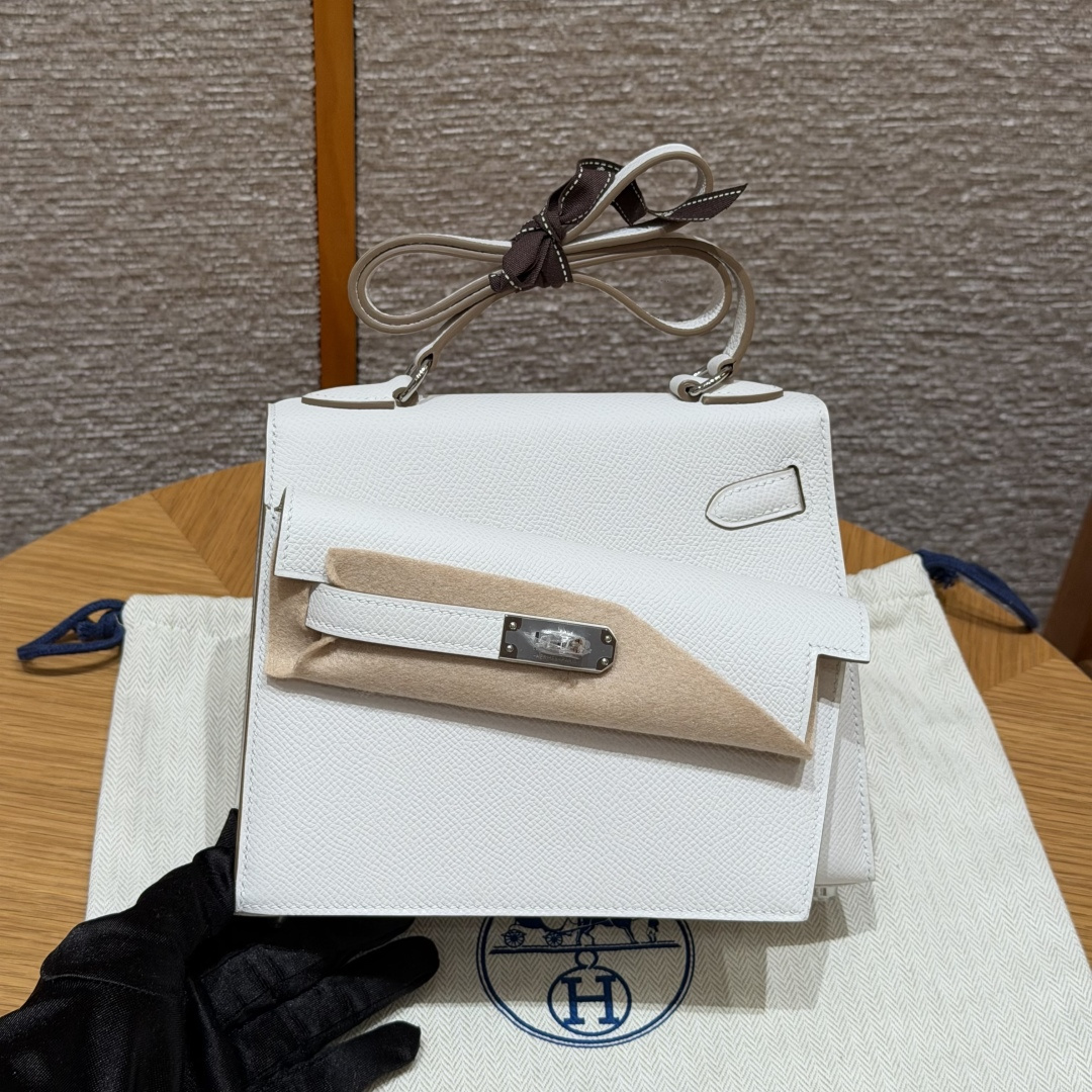 에르메스 켈리백 20 그레이 실버 하드웨어 18221 Hermes Bag