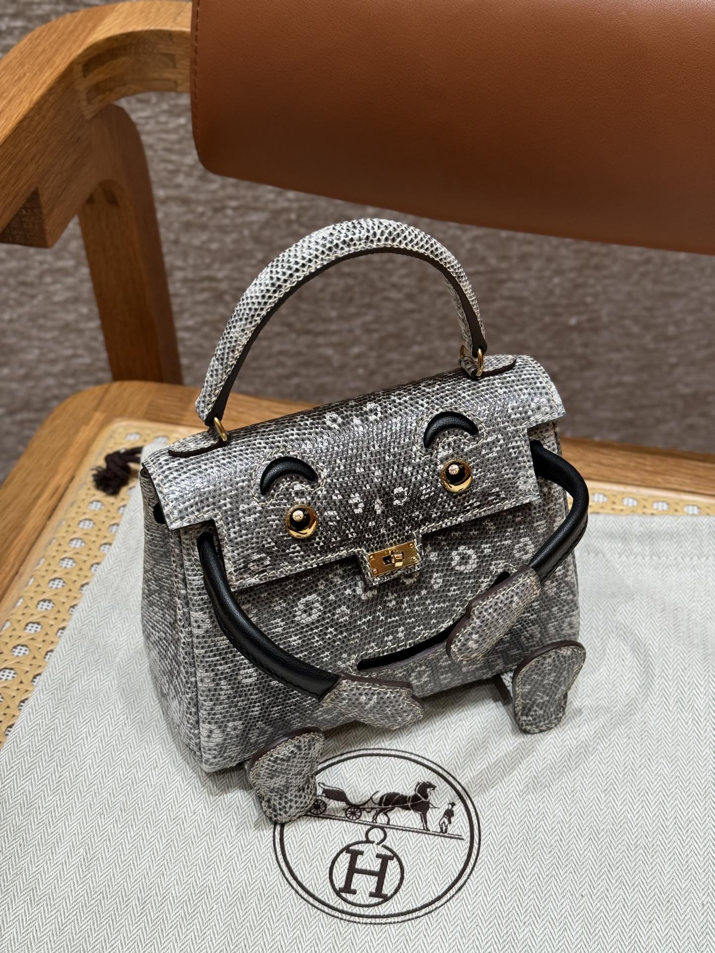 에르메스 켈리돌백 16 골드 골드 하드웨어 18421 Hermes Bag