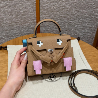 에르메스 켈리돌백 16.5 밀크티 실버 하드웨어 18431 Hermes Bag