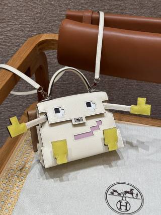 에르메스 켈리돌백 16.5 크림 화이트 실버 하드웨어 18456 Hermes Bag