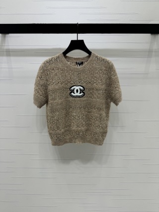 미우미우 여성 2026SS 오버핏 반팔 니트 레플리카 18760 Miu Miu Women T Shirt