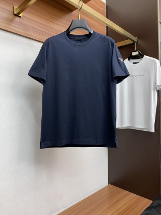프라다 2026SS 로고 코튼 라운드넥 반팔 티셔츠 1944 Prada T Shirt
