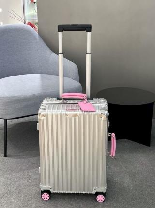 리모와 여행가방 19770 Travel Bag