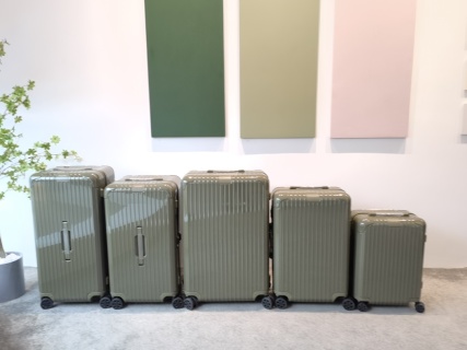 리모와 여행가방 19780 Travel Bag
