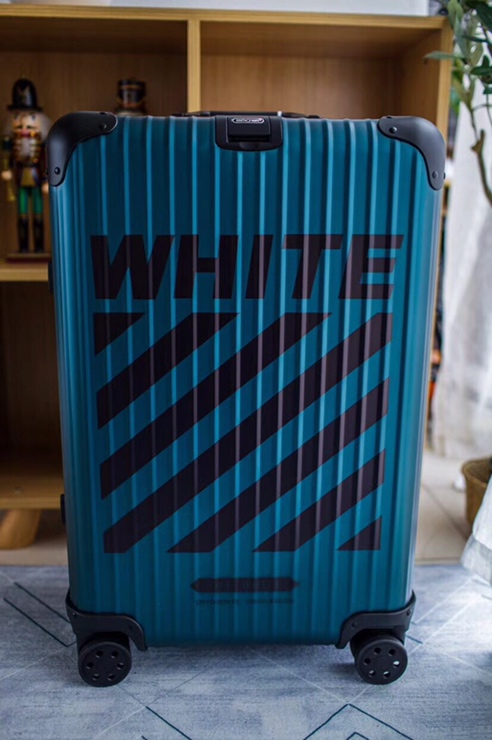 리모와 오프화이트 여행가방 19821 Travel Bag