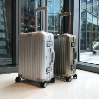 리모와 여행가방 19888 Travel Bag
