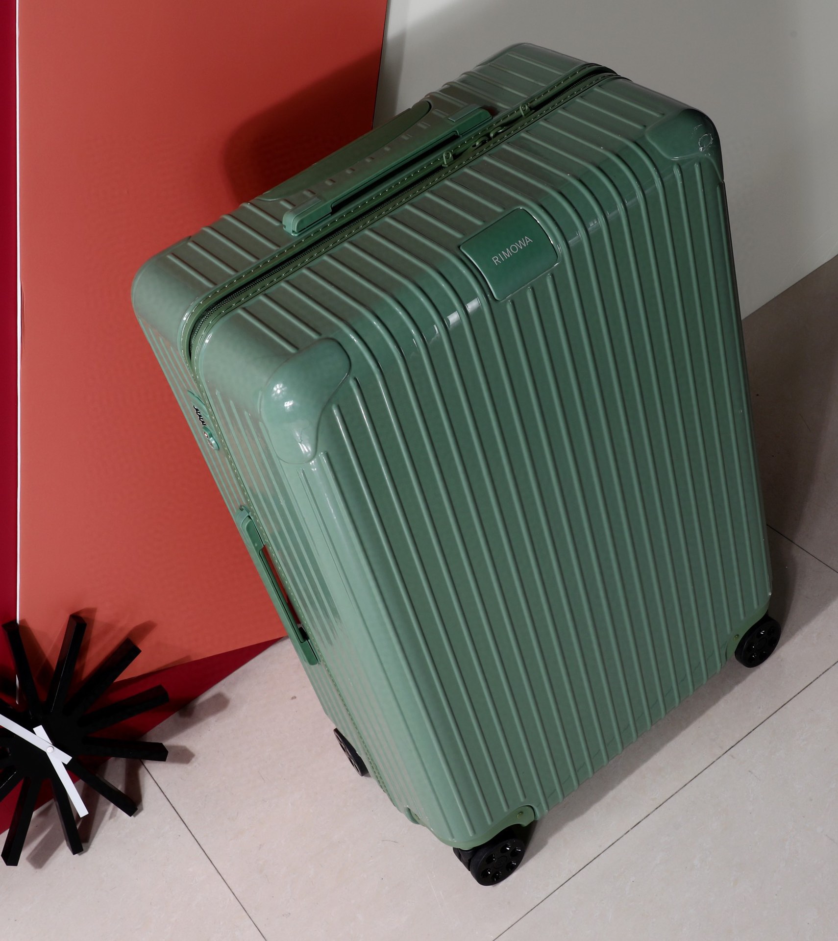 리모와 여행가방 19946 Travel Bag