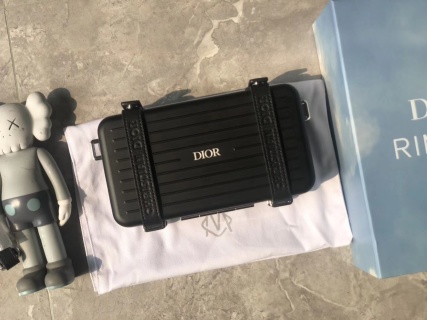 리모와 여행가방 19951 Travel Bag