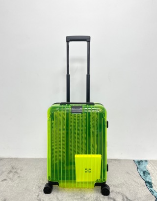 리모와 여행가방 20048 Travel Bag