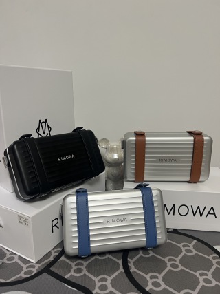 리모와 여행가방 20073 Travel Bag