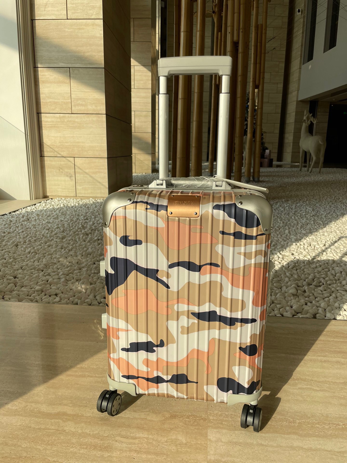 리모와 여행가방 20092 Travel Bag