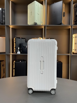 리모와 여행가방 20224 Travel Bag