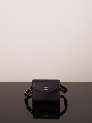 미우미우 지갑 22145