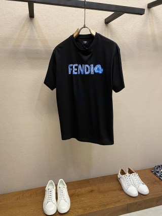 펜디 로고 자수 프린트 반팔 티셔츠 23473 Fendi T Shirt