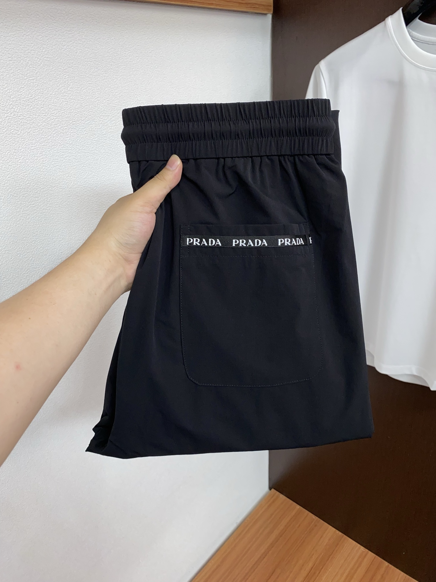 프라다 26SS 캐주얼 팬츠 23486 Prada