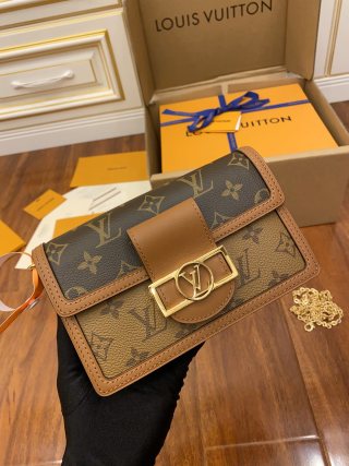 루이비통 M68746 가방 Louis Vuitton Bag