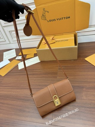 루이비통 M12147 가방 Louis Vuitton Bag