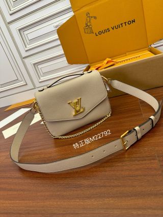 루이비통 M22792 가방 Louis Vuitton Bag