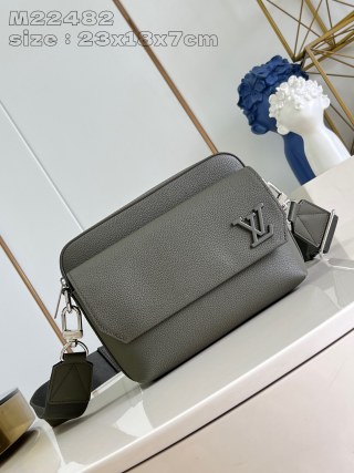 루이비통 M22482 그린 메신저 백 Louis Vuitton Bag