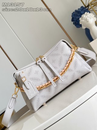 루이비통 M13157 그레이 핸드백 스몰 Louis Vuitton Bag