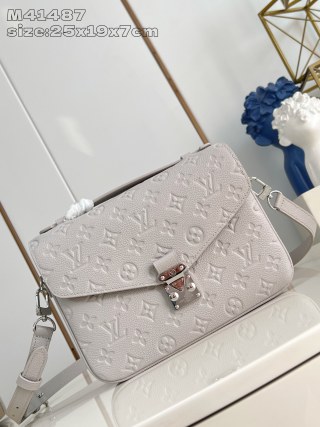 루이비통 M41487 퍼플 포쉐트 메티스 핸드백 모노그램 앙프렝뜨 Louis Vuitton Bag