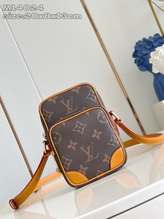 루이비통 M14024 크로스백 Louis Vuitton Bag