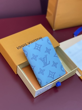 루이비통 M14915 엠보싱 아이스 블루 모노그램 Louis Vuitton Bag